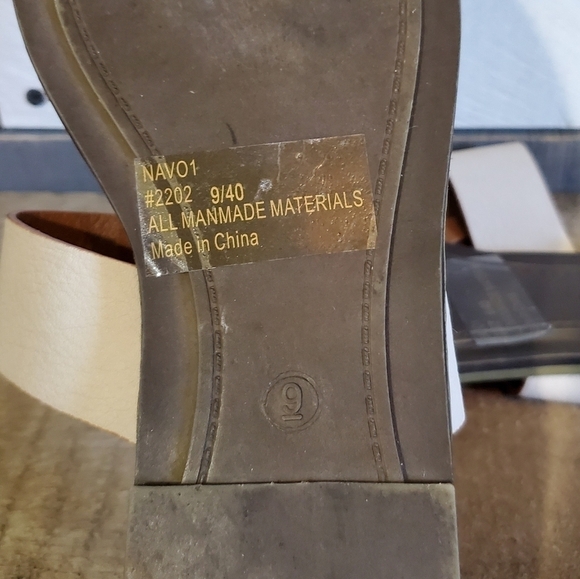 SEVEN7 Navo Stone Cream Thong Sandals Size 9 - Picture 11 of 11